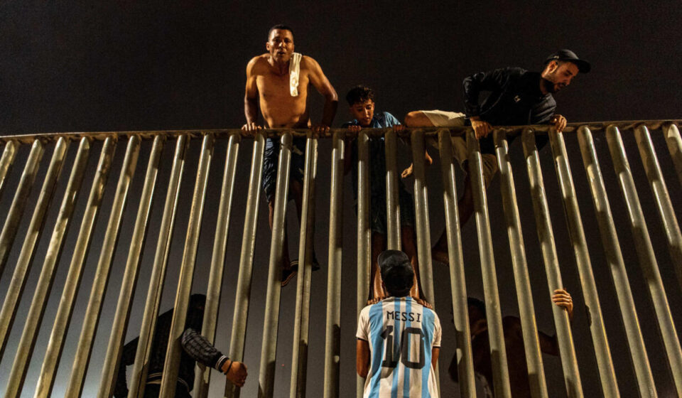 Almost 50,000 migrants crossed Morocco-Ceuta border over past 24 hours