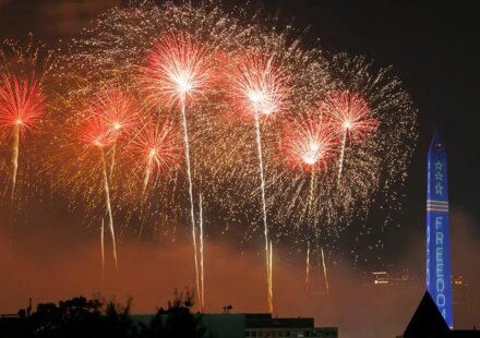 America 250 celebration features Trump address and record fireworks