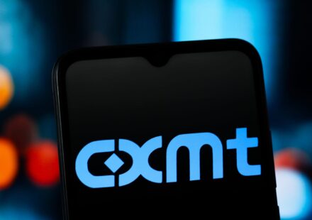 Apple begins testing CXMT chips for devices sold in China, FT says