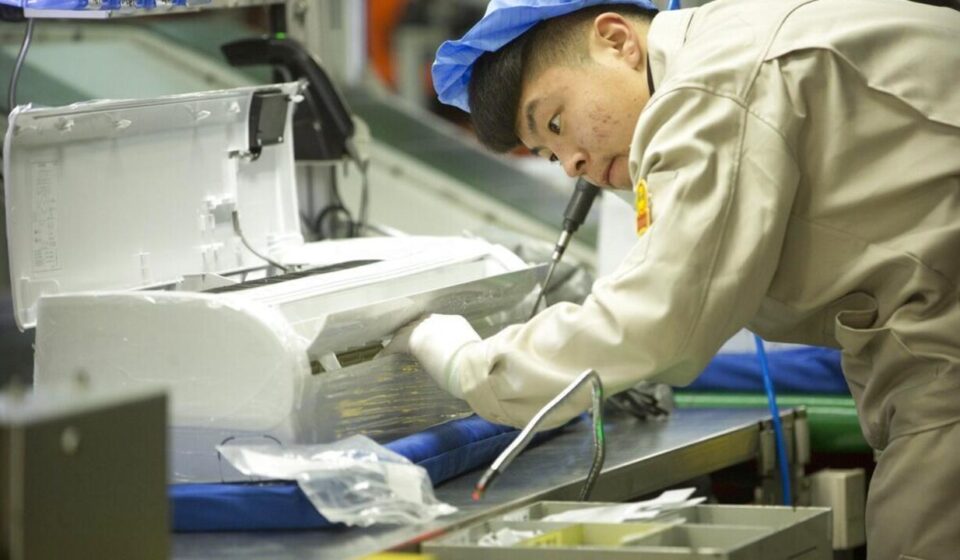 As a new heatwave looms, Europe falls for Chinese air conditioners