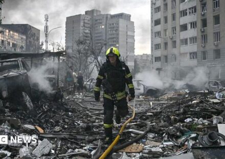 At least 10 killed in second Russian strikes on Kyiv in a week