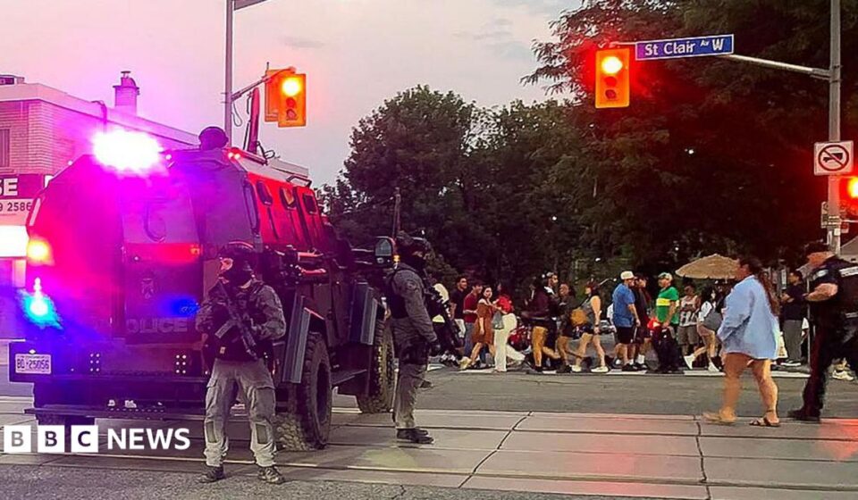 At least two killed in Toronto street festival shooting