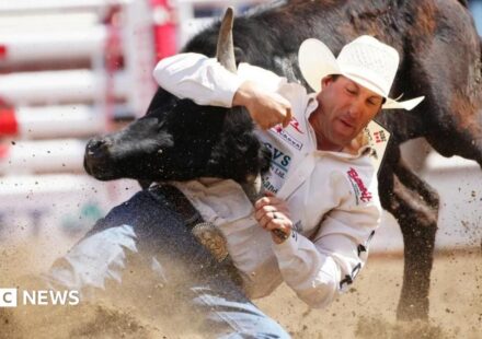 At the Calgary Stampede, the starting gun is fired in the fight over Alberta separation