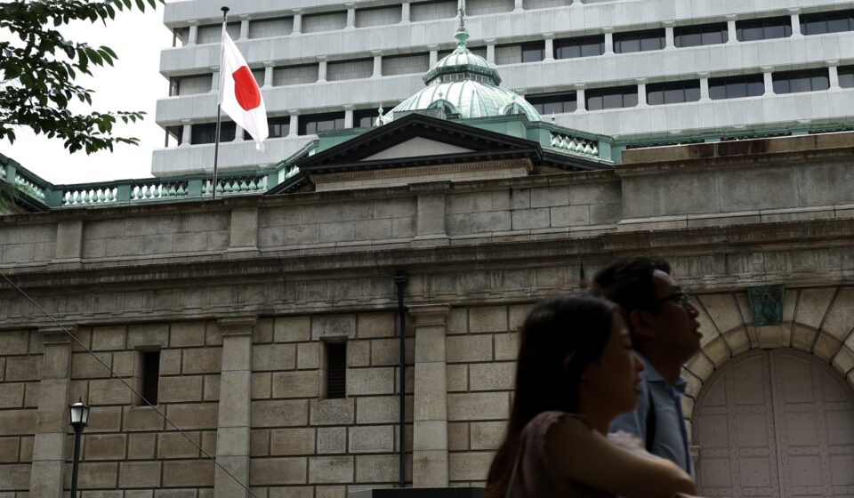 BOJ holds rates at 1%, warns of underlying inflation above target