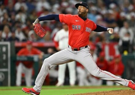 Béisbol: Aroldis Chapman se convierte en el relevista con más ponches en la MLB
