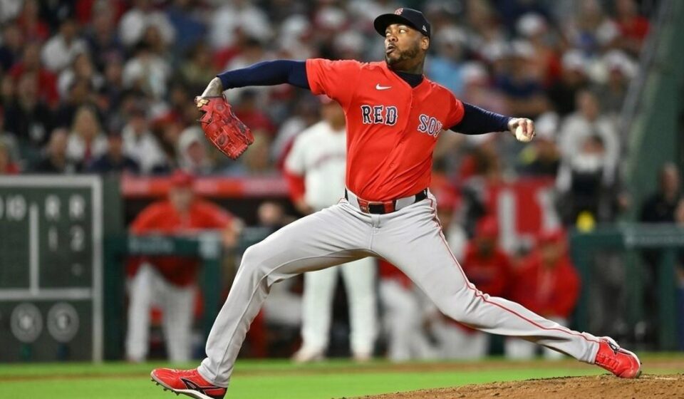 Béisbol: Aroldis Chapman se convierte en el relevista con más ponches en la MLB