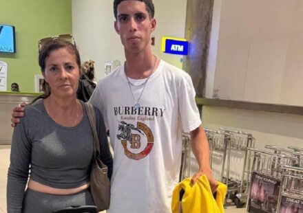 Béisbol: Otro joven lanzador deja Cuba en busca de jugar en EE UU