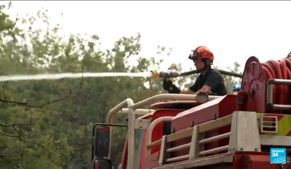 Blaze battle rages in France as wildfire stable but not contained