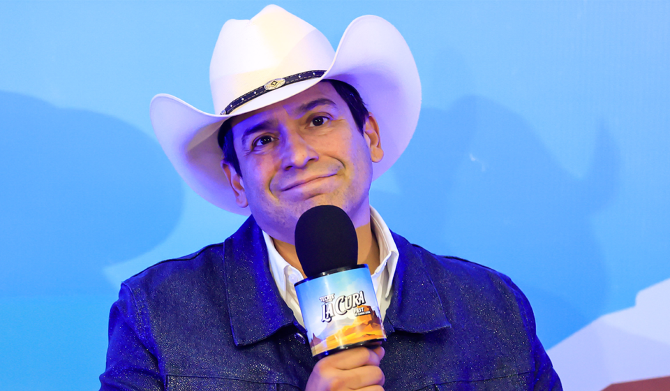 Bobby Pulido's resurfaced tweets call police officers abusive a--holes