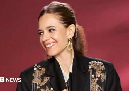 Bollywood actor Kalki Koechlin's play on motherhood's messier side wows audience