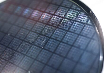 Chip sell-off: SK Hynix, Samsung Electronics, SoftBank