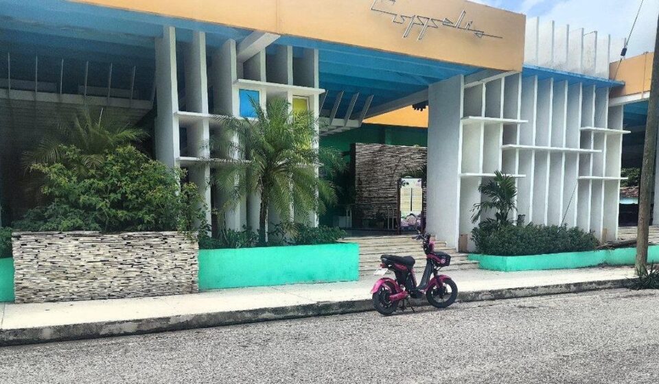 Cuba: El Estado autoriza a sus empresas a comprar materias primas e insumos al sector privado