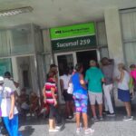 Cuba: Eliminan el límite máximo de 5.000 pesos en efectivo en bancos
