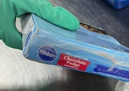 Cuba: La Aduana decomisa 'químico' en cajas de alimentos procedentes de EE UU