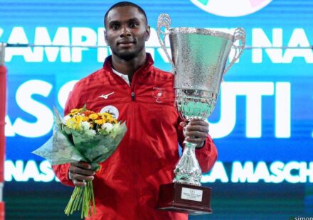 Deportes: El gimnasta que abandonó Cuba en 2022 gana una medalla de oro en Italia