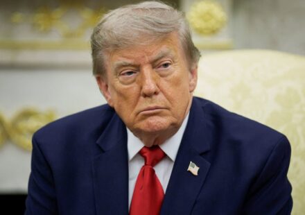 Economic outlook is worsening and Trump is getting blamed, CNBC survey finds
