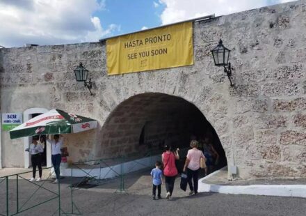 Feria del libro: La crisis expulsa de La Cabaña a la Feria del Libro