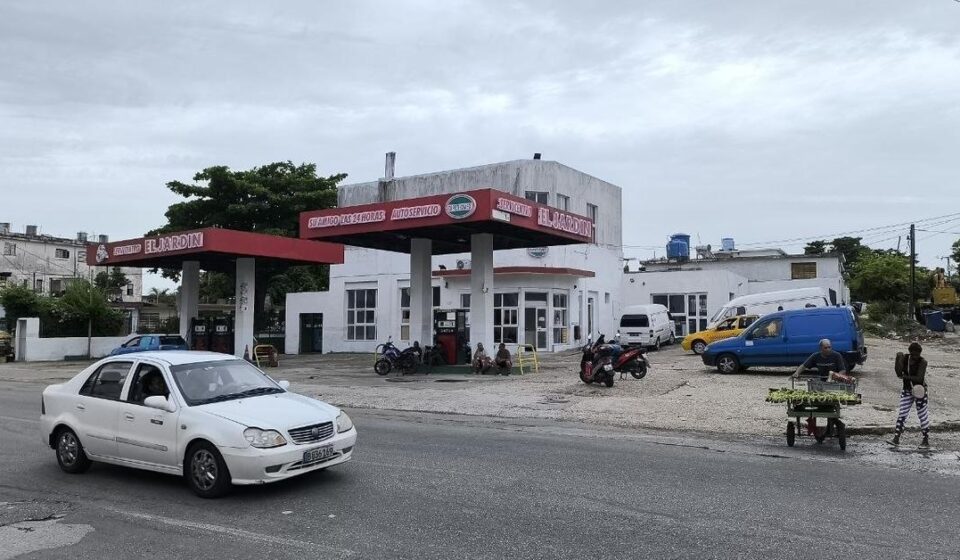 Foto del día: La gasolina Regular sube a 2,50 dólares sin anuncio oficial