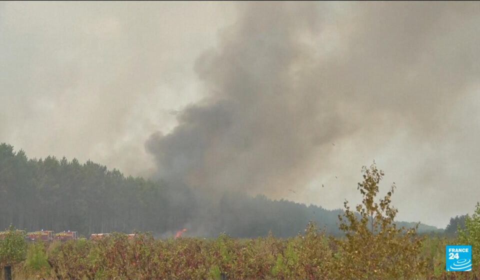 France races to contain fires before new heatwave