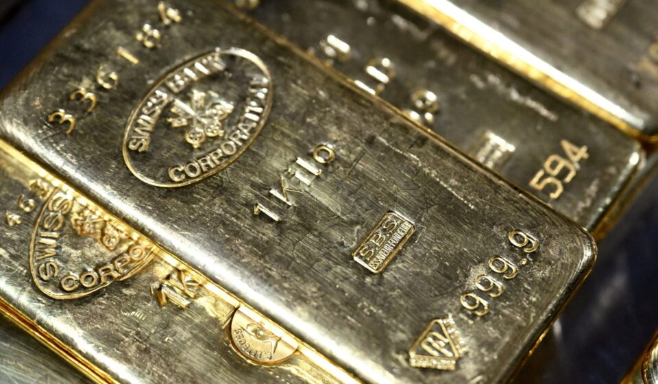 Gold and silver rise; gold on track for first weekly gain since May
