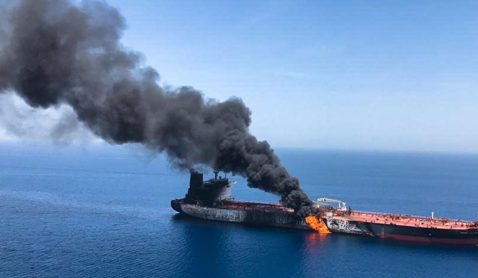Guerra: Trump amenaza con usar fondos iraníes para pagar daños a buques y carga