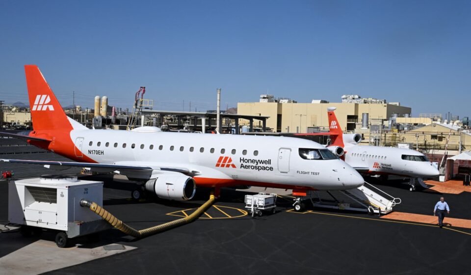Here's our plan for both Honeywell stocks after a divergent first week of trading