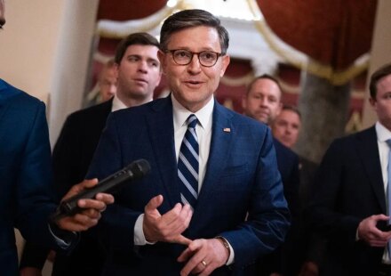 House conservatives end floor blockade, giving Speaker Johnson a win