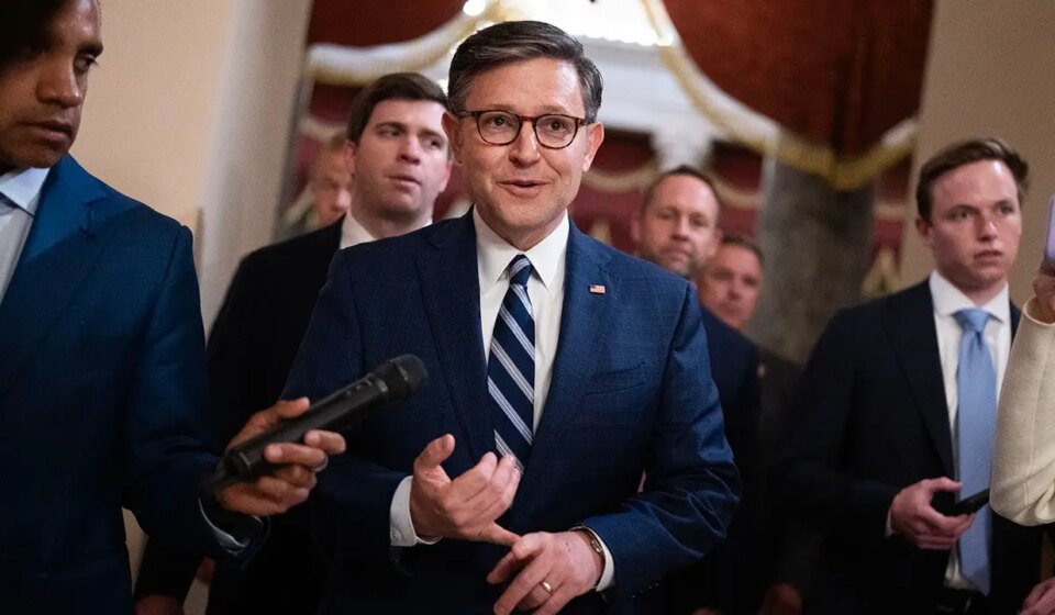 House conservatives end floor blockade, giving Speaker Johnson a win
