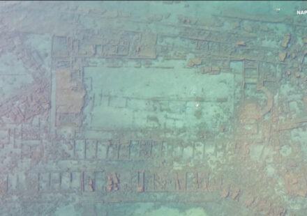 In Naples, archaeologists work to learn more about a submerged Roman city