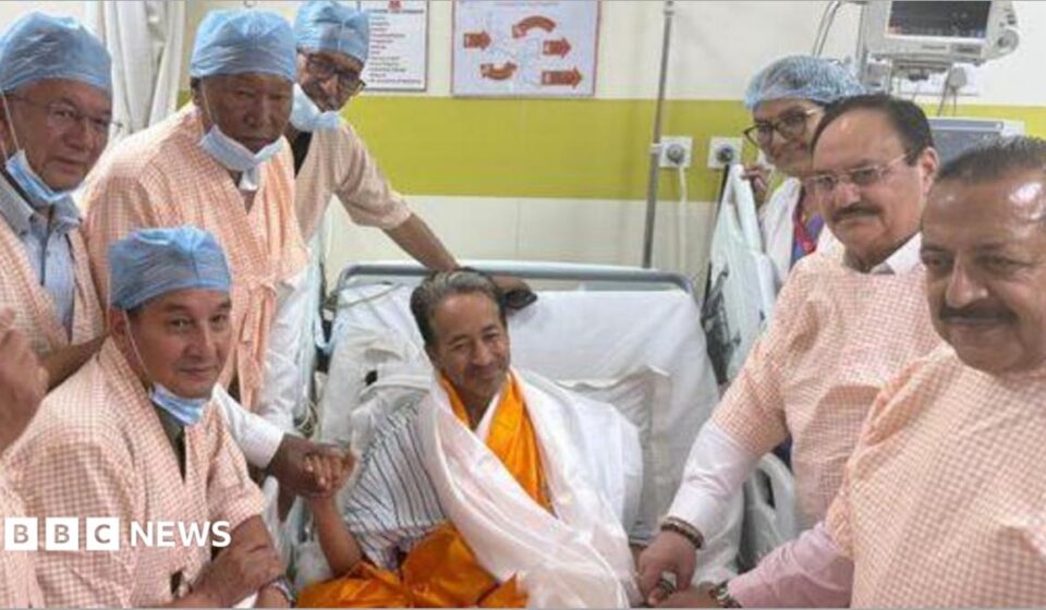 India activist ends hunger strike after 26 days