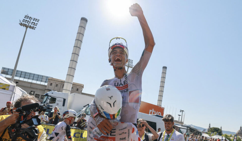 Isaac Del Toro overcomes mechanical setback to win Tour de France 2nd stage