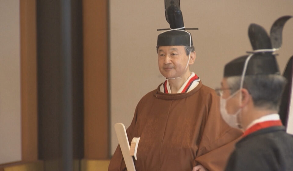 Japan changes imperial succession law but keeps ban on female emperor