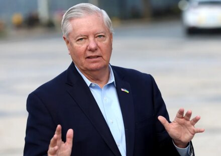 Lindsey Graham called aide with chest pains before 911 was summoned, senator says
