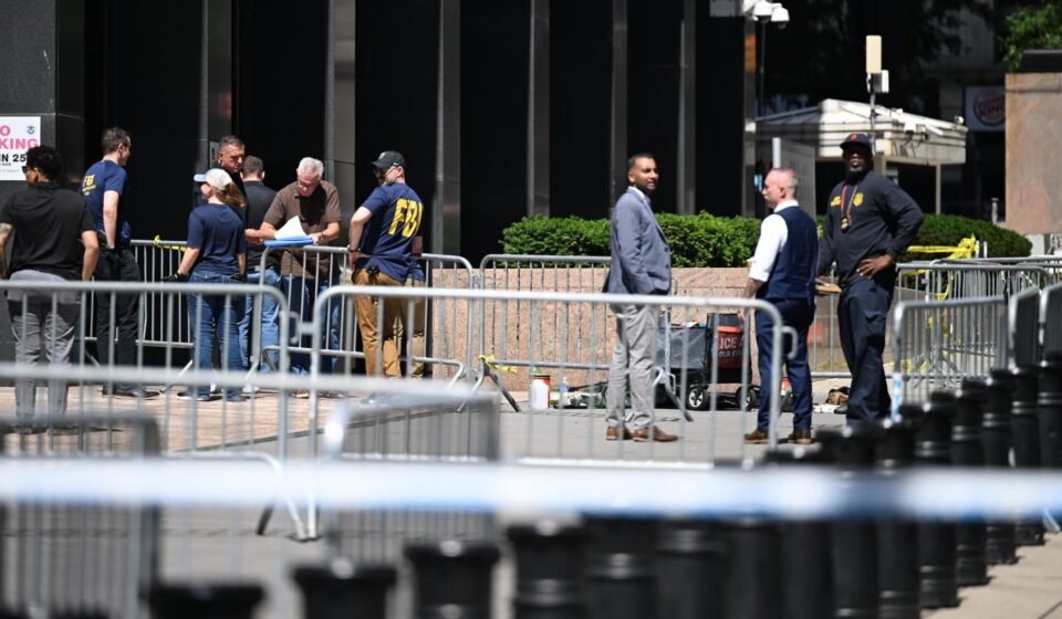 Man with airsoft guns lit fireworks by NYC immigration court: MS NOW