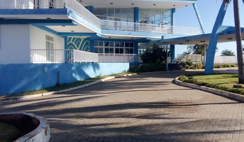 Matanzas: El Bahía, un símbolo de Matanzas que se apaga entre candados y apagones