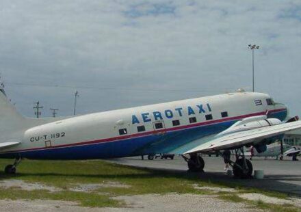 Migración: Un juez de EE UU ordena liberar a un cubano que secuestró un avión en 2003