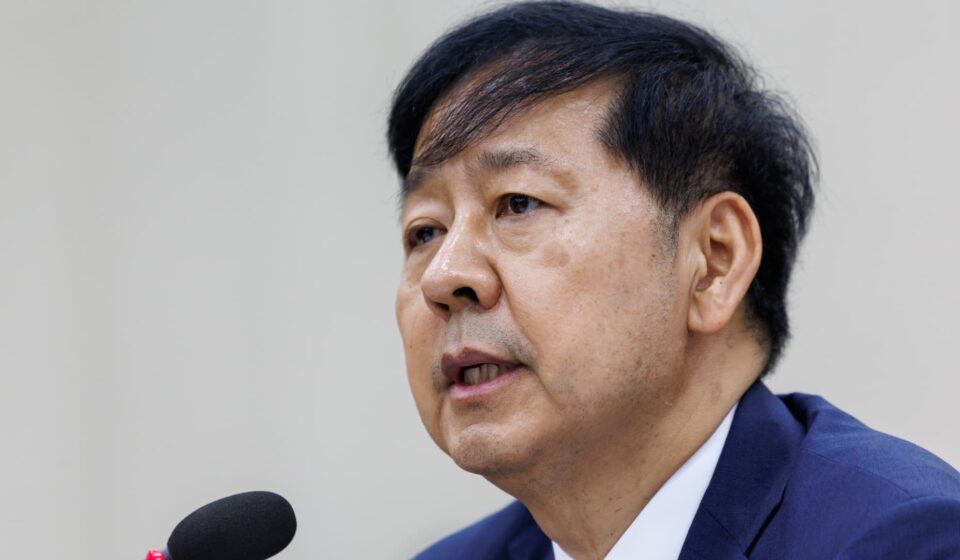 Minister apologizes as Korean leveraged ETF investors nurse heavy losses amid chip stock rout