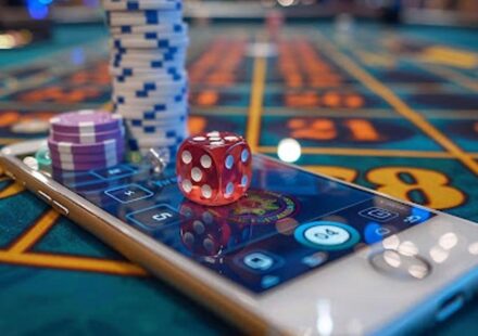 Mobile payments and digital betting: how small transactions changed the online casino