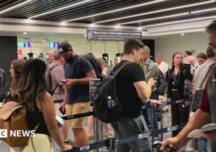 New EU system tripling time to get through border, airport boss says