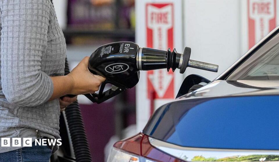 Oil prices hit $100 for the first time since May