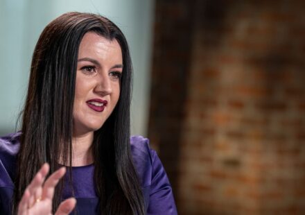OpenAI exec Fidji Simo says she will step down and transition to part-time advisor