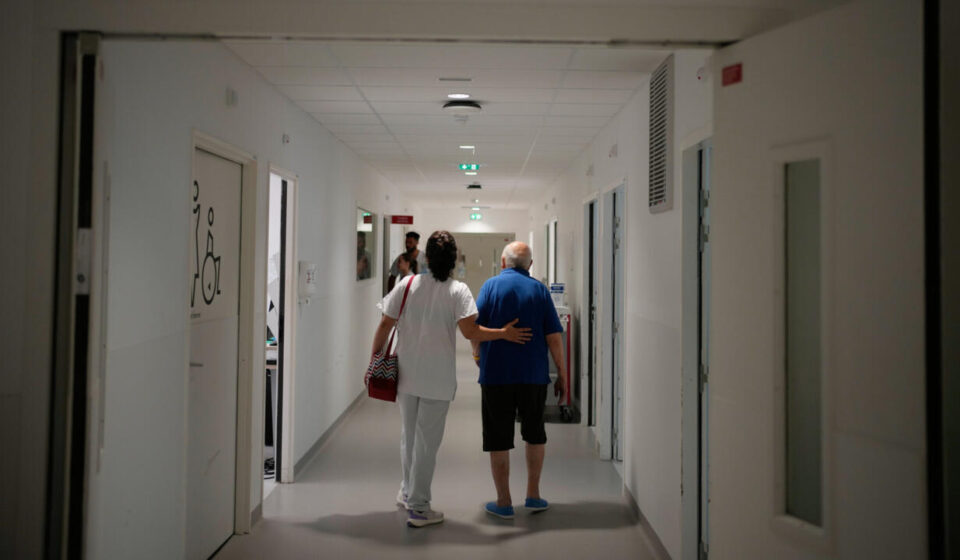 Paris region's record June heatwave more than doubled normal mortality rate to reach 3,000