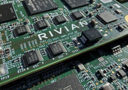 Rivian stock falls 10% amid plans to sell 75 million shares