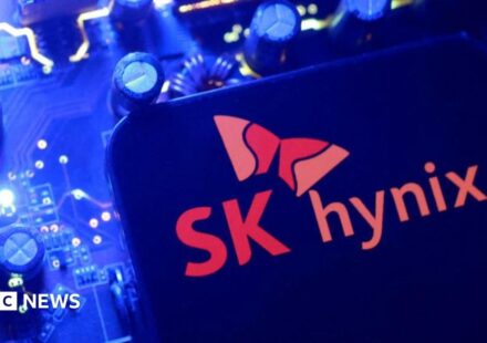 SK Hynix: South Korean chip giant raises $26.5bn in US share sale