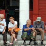 Salud: La demencia creció en la población latina mientras baja en los países más ricos