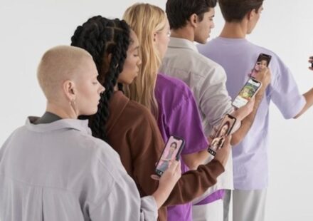 Salud mental en la era digital: El auge de las redes de apoyo anónimas y la protección de datos