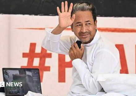 Sonam Wangchuk: Activist on hunger strike at CJP protest loses 8.2kg