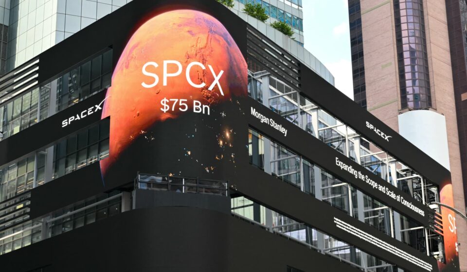 SpaceX closes at $148 in two-day slide after Nasdaq 100 inclusion