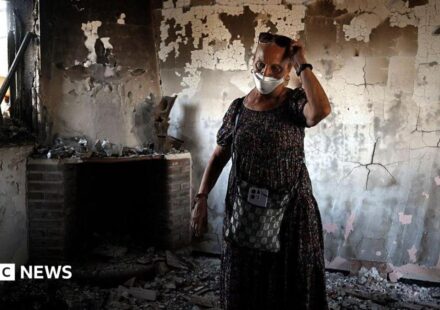 Spain wildfires: Thousands return home but new heatwave raises fears