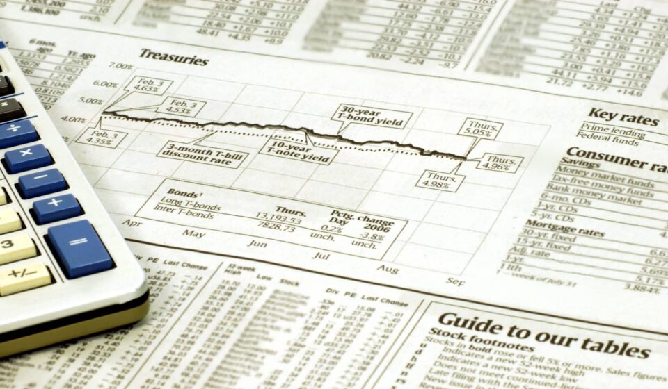 Treasury yields retreat, 10-year hovers around January 2025 highs
